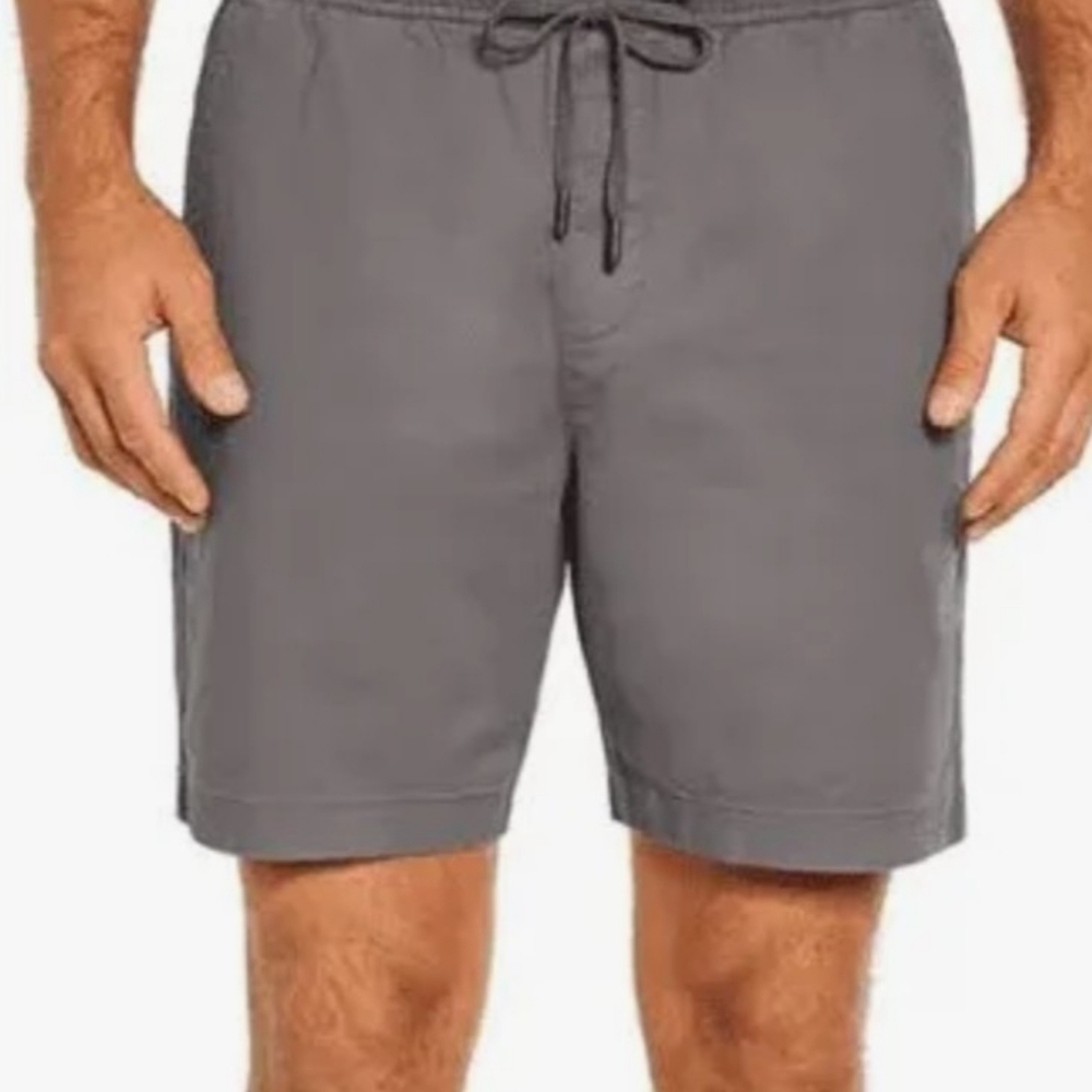 NWT GAP Men's Gray Shorts. Size XXL